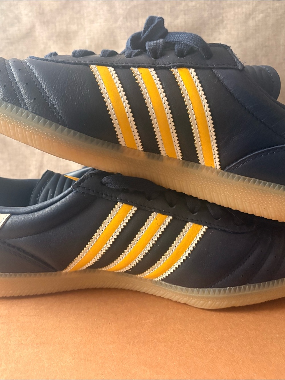 Adidas Samba OG - Navy and Yellow